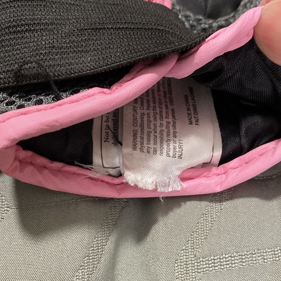 Century Flomotion  gloves - Picture 3 of 3